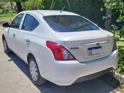 Nissan Sentra 2008 120.000km