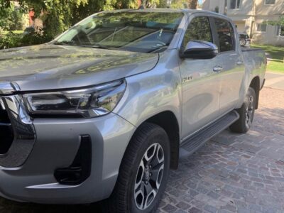 Toyota Hilux Srx 4x4 at 2.8tdi 2021 50.000km