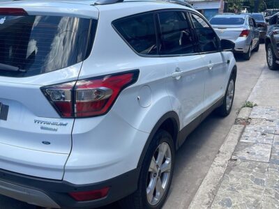 Ford Kuga 4x4 2019 83.000km